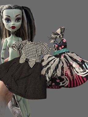 monster high Black, Pink, Teal & White Doll Dresses